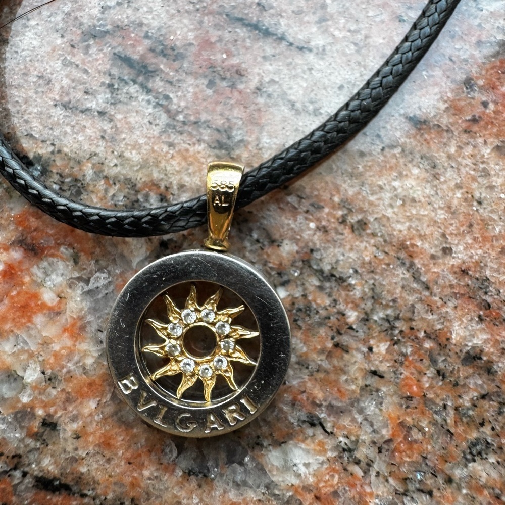 Bulgari Real Gold Sunburst Tondo Pendant Necklace 585